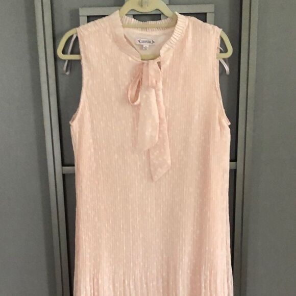 Nanette Lenore blush crepe polkadot sleeveless dress size 10. - Picture 10 of 11
